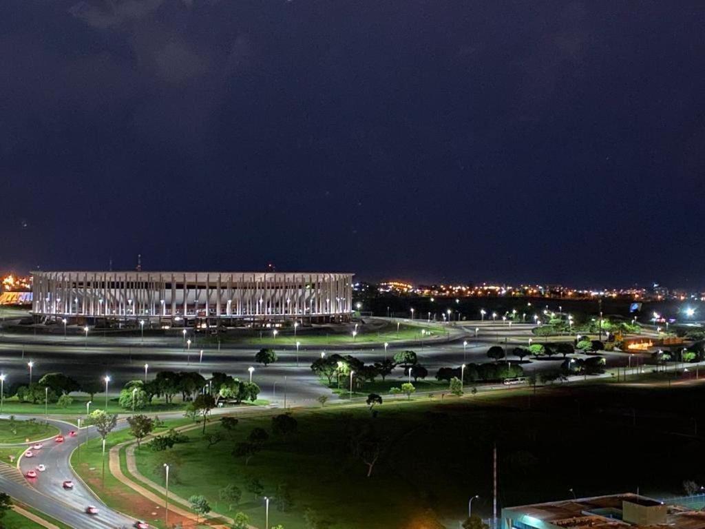 Flat Encantador No 7º Com Vista Pra Torre De Tv Brasília Exteriör bild