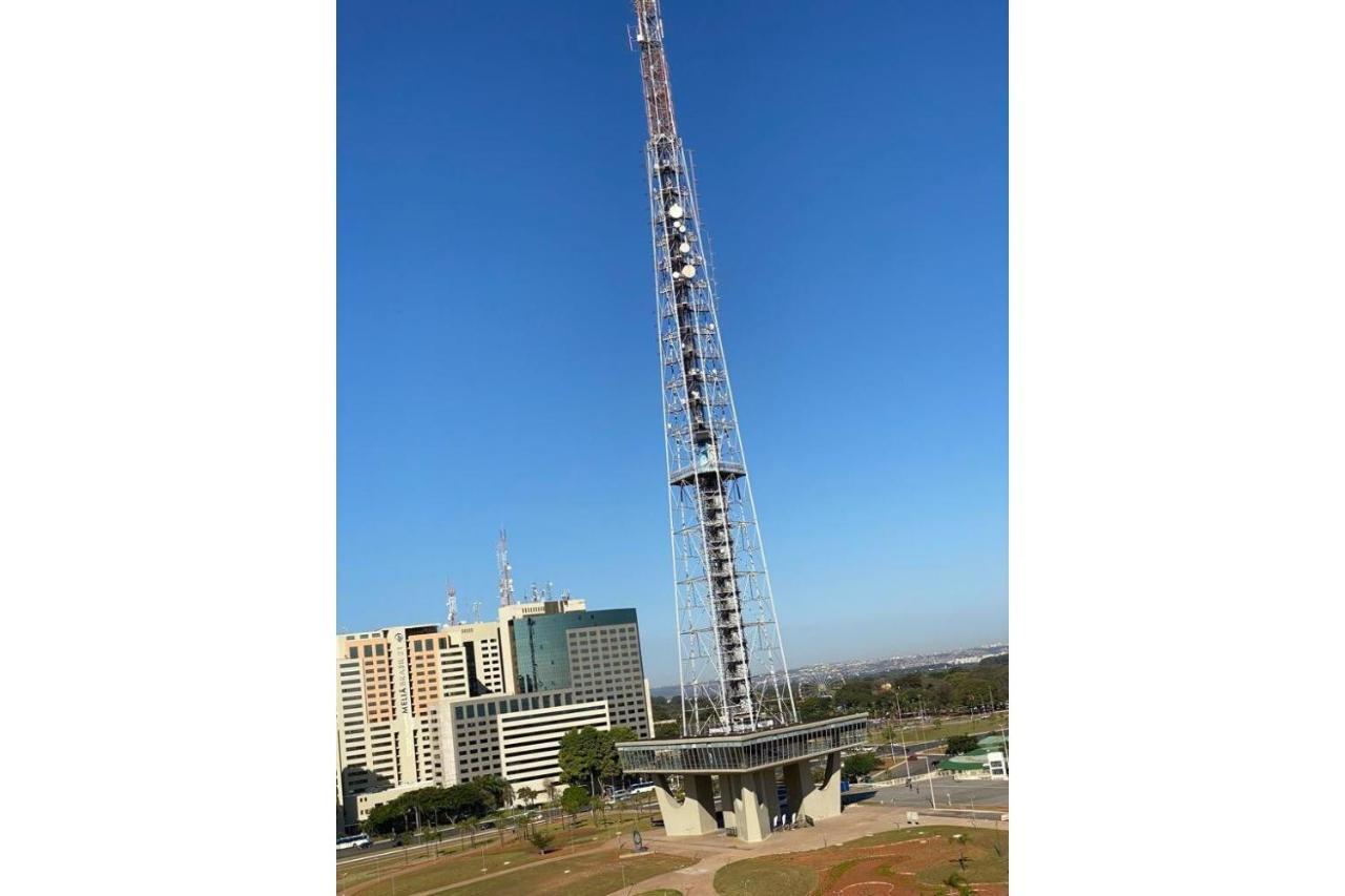 Flat Encantador No 7º Com Vista Pra Torre De Tv Brasília Exteriör bild